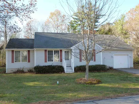 18 Lamprey Village Drive Epping NH 03042