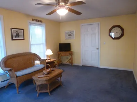 18 Lamprey Village Drive Epping NH 03042