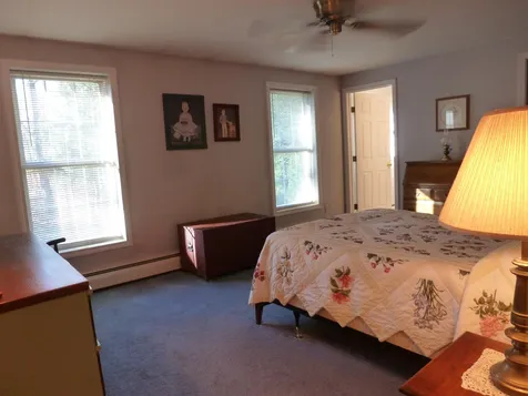 18 Lamprey Village Drive Epping NH 03042