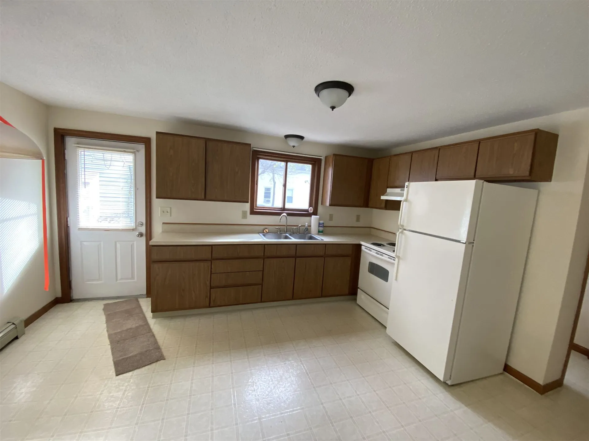 367 Bartlett Street Manchester NH 03102