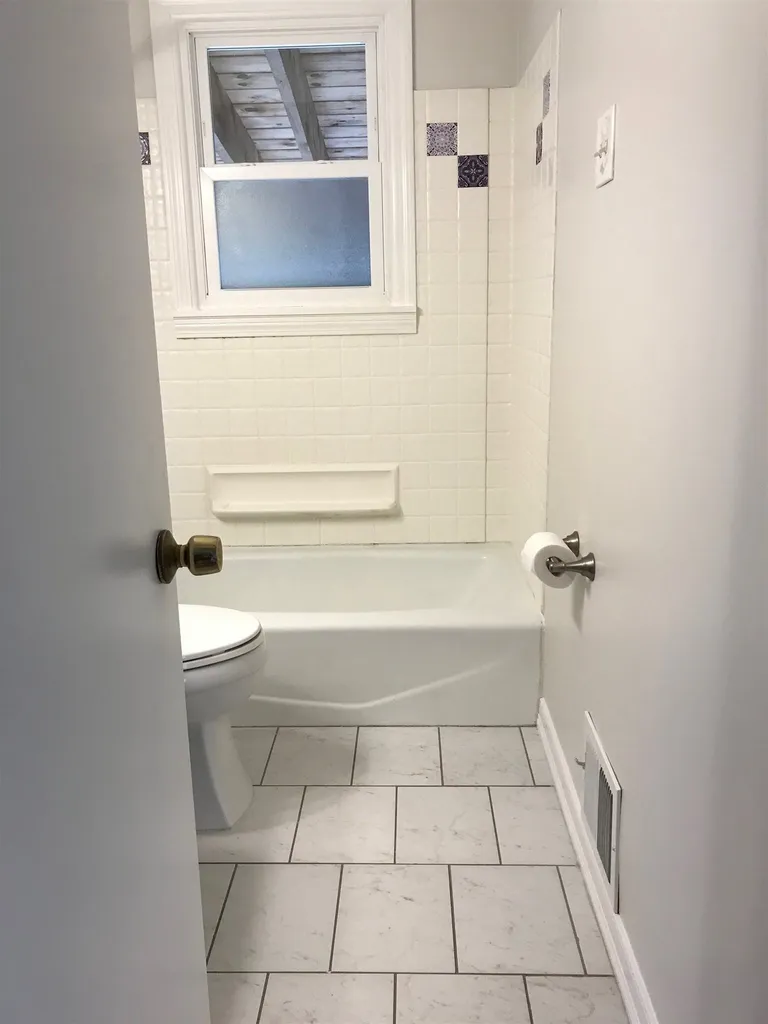 6 Elmview Circle Dover NH 03820