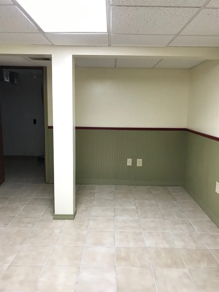 6 Elmview Circle Dover NH 03820