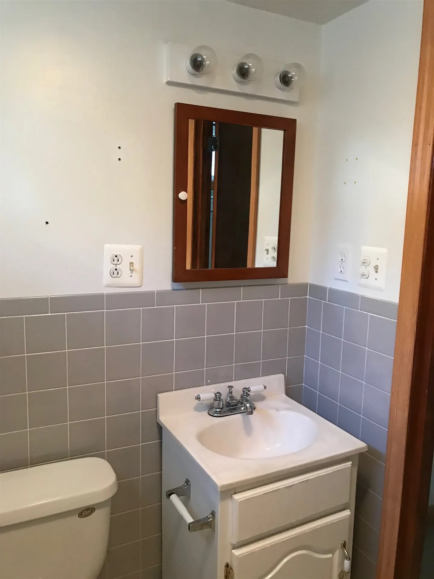 6 Elmview Circle Dover NH 03820
