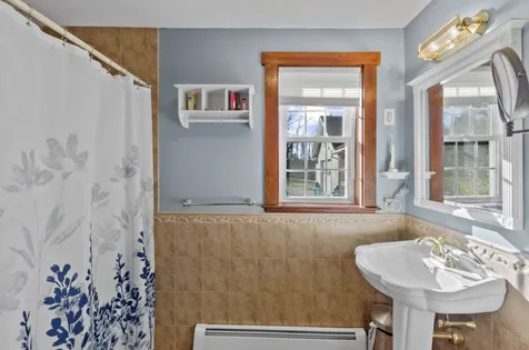 96 Caveney Drive Northfield NH 03276