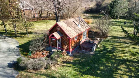 96 Caveney Drive Northfield NH 03276