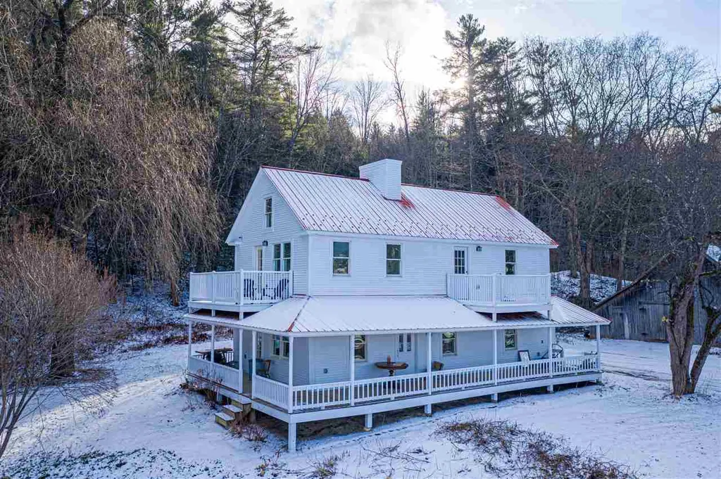 57 Meadow Lane Stowe VT 05672