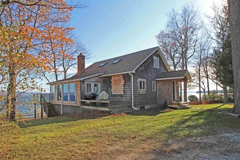 2 Old Marsh Road Grand Isle VT 05458