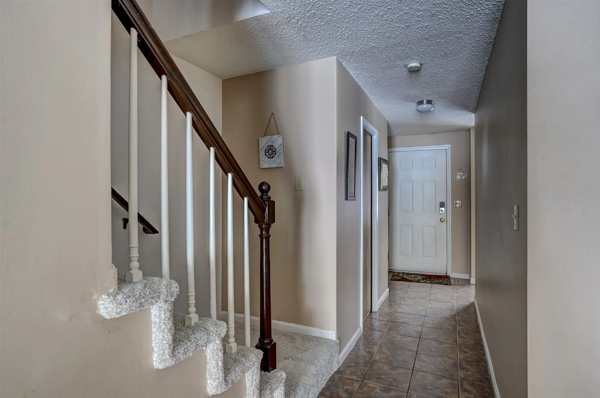 222 Fox Hollow Drive Hudson NH 03051