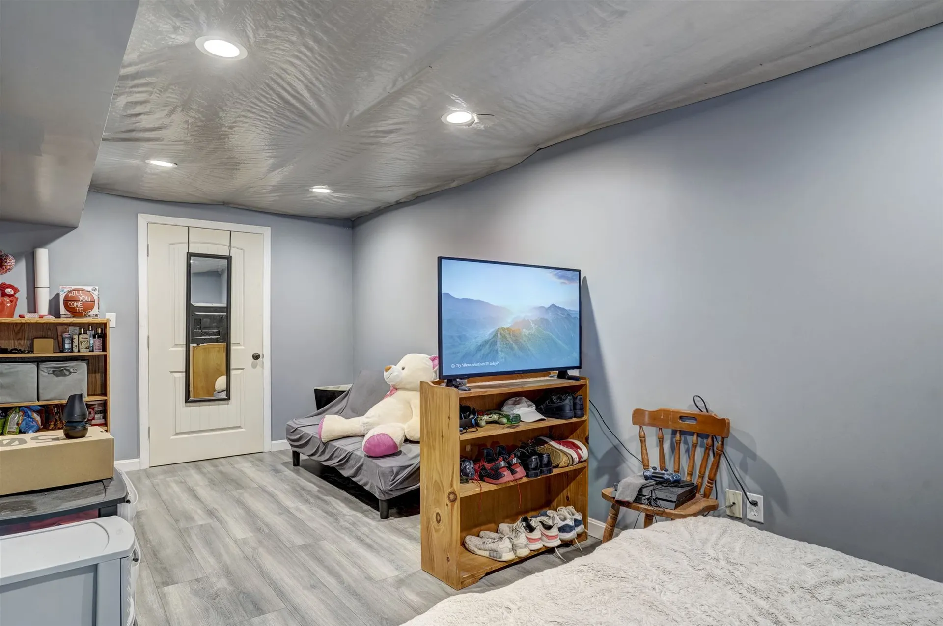 222 Fox Hollow Drive Hudson NH 03051