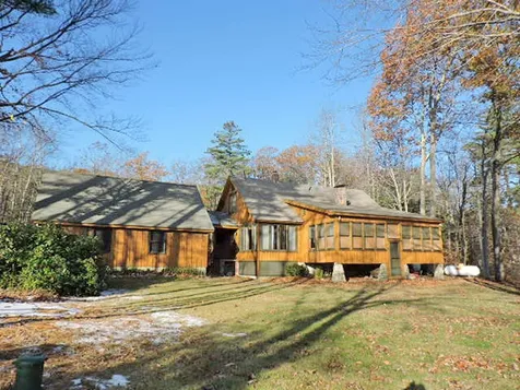 24 Mount William Pond Road Weare NH 03281