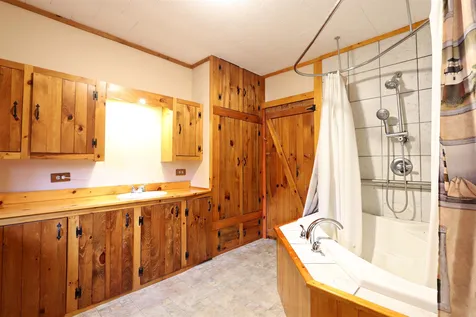 2286 Cross Road Concord VT 05824