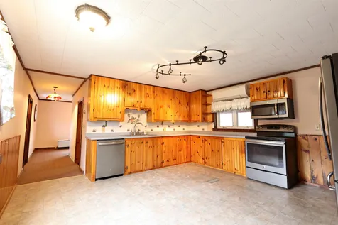 2286 Cross Road Concord VT 05824