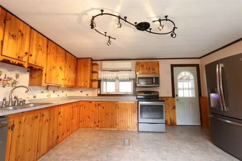 2286 Cross Road Concord VT 05824