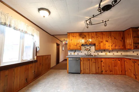 2286 Cross Road Concord VT 05824