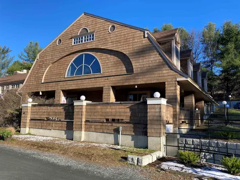 442 East Woodstock Road Woodstock VT 05091