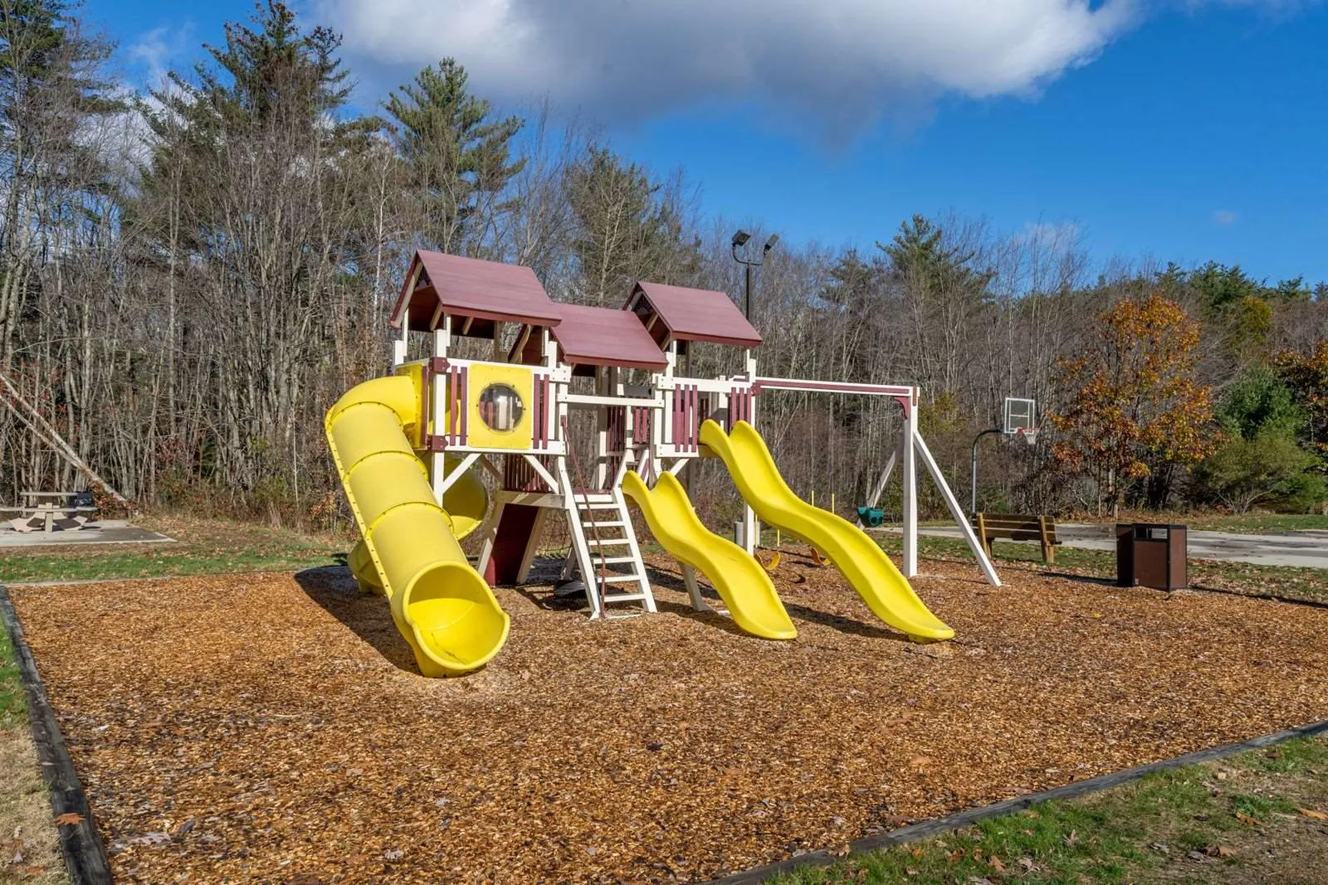 10 South Cranberry Lane Rochester NH 03867