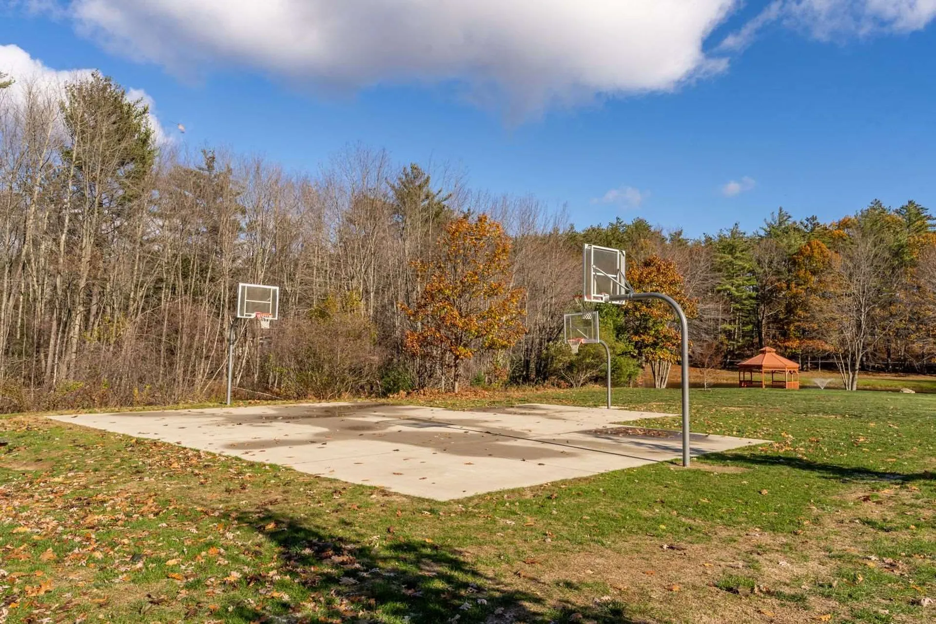 10 South Cranberry Lane Rochester NH 03867