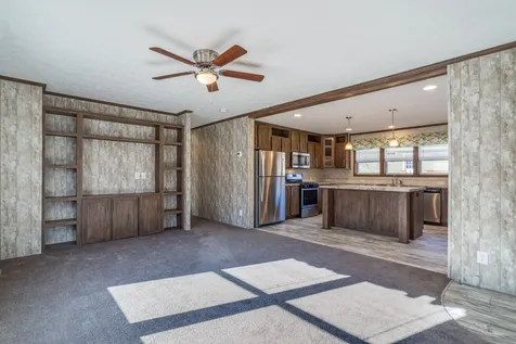 10 South Cranberry Lane Rochester NH 03867