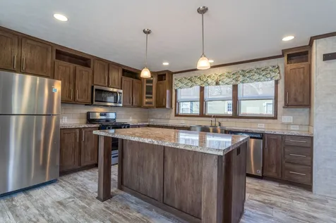 10 South Cranberry Lane Rochester NH 03867