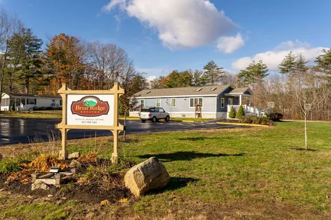 10 South Cranberry Lane Rochester NH 03867