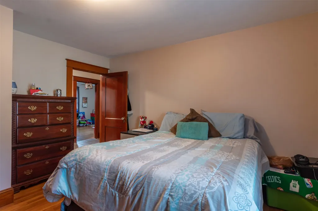 69 Bowers Street Nashua NH 03060