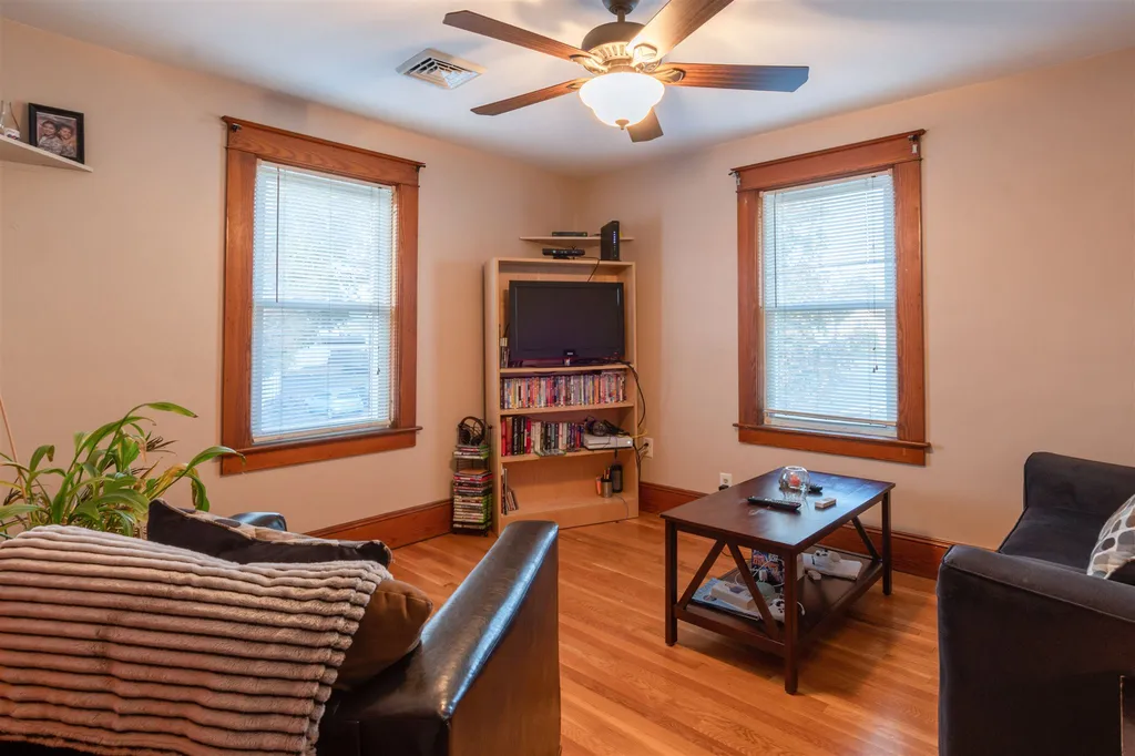 69 Bowers Street Nashua NH 03060