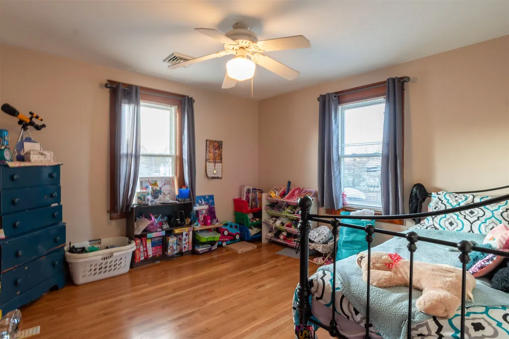 69 Bowers Street Nashua NH 03060