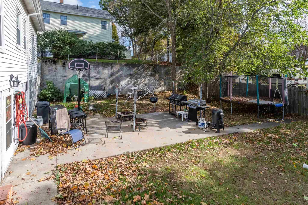 69 Bowers Street Nashua NH 03060