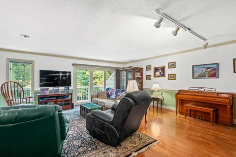 10 Wynridge Road Windham NH 03087
