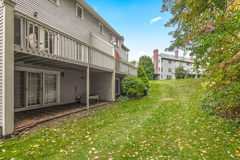 10 Wynridge Road Windham NH 03087
