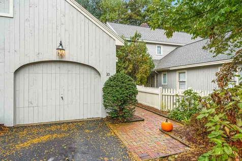 10 Wynridge Road Windham NH 03087