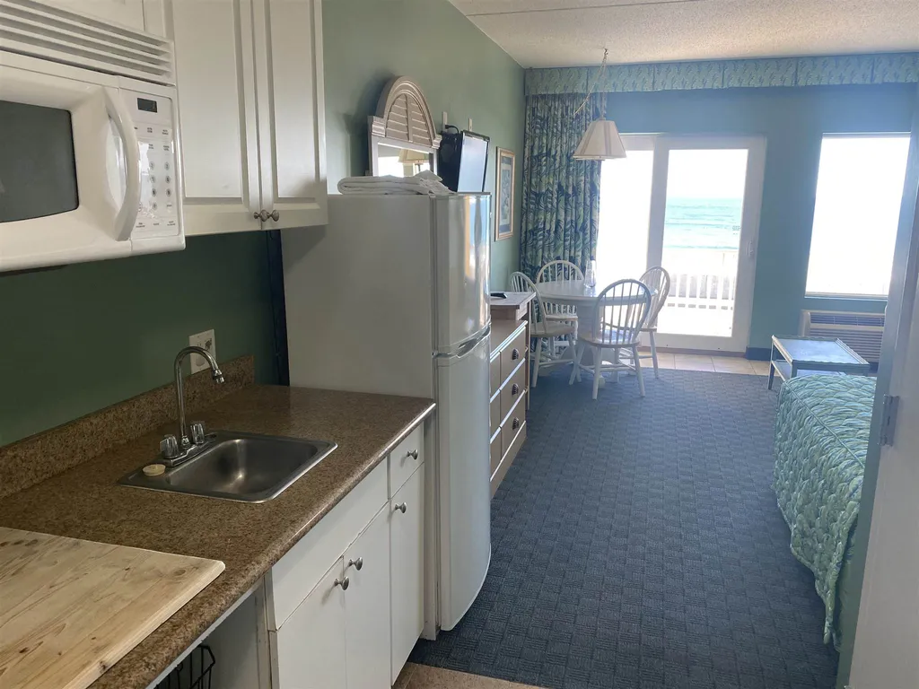 703 Ocean Boulevard Hampton NH 03842