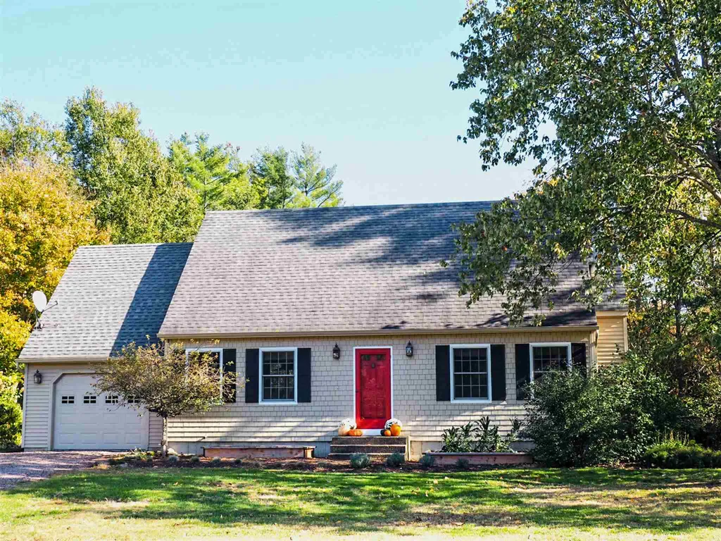21 Greenfield Road Essex VT 05452