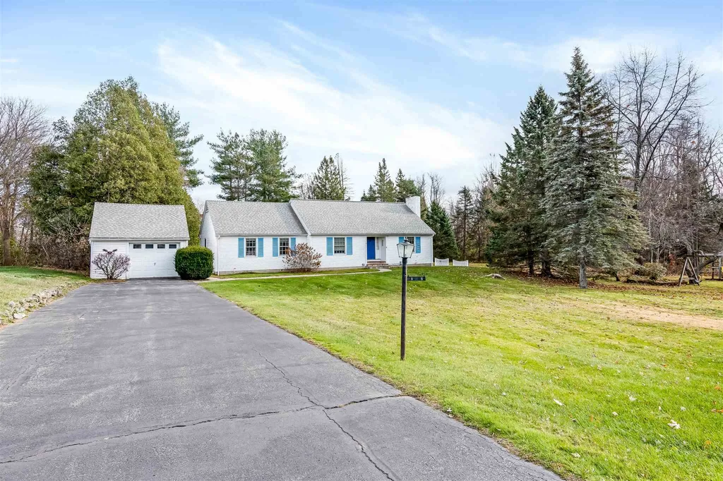 8 Curtis Avenue Essex VT 05452