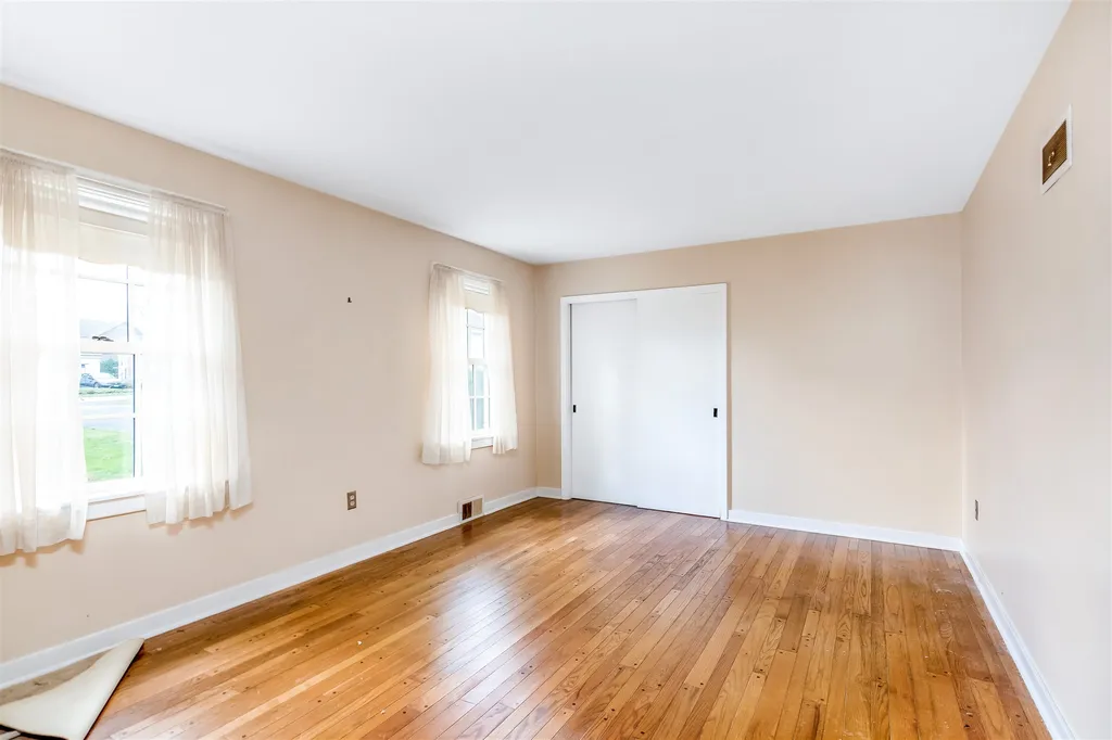 8 Curtis Avenue Essex VT 05452