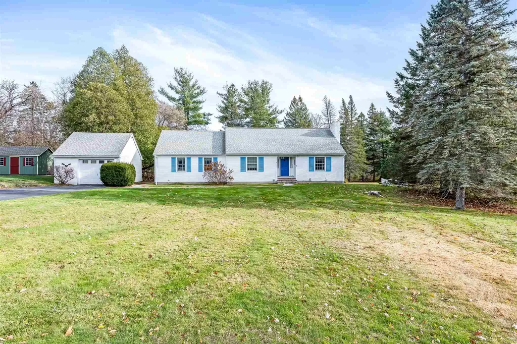8 Curtis Avenue Essex VT 05452