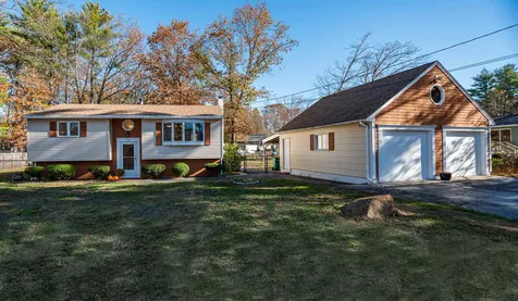 33 Forest Park Drive Rochester NH 03868