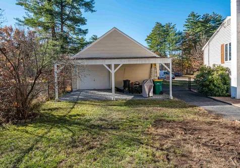 33 Forest Park Drive Rochester NH 03868