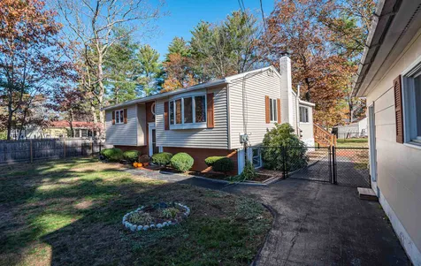 33 Forest Park Drive Rochester NH 03868
