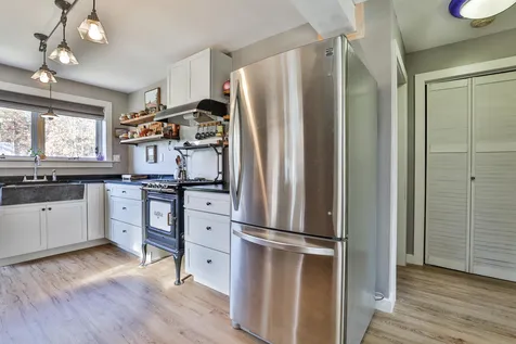 218 Parker Road New Boston NH 03070