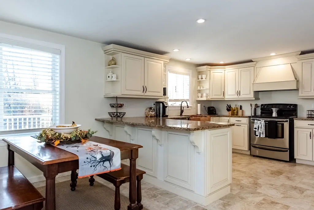 48 Emus Way York ME 03909