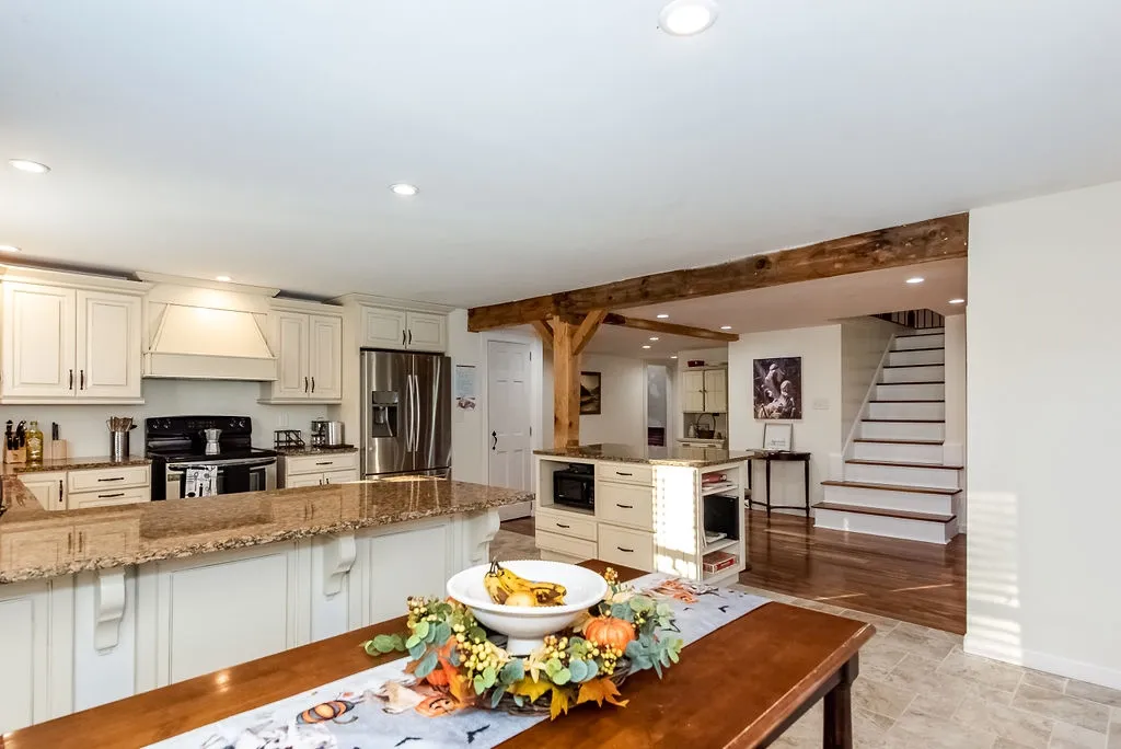 48 Emus Way York ME 03909