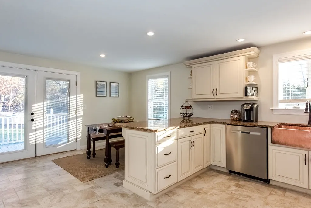 48 Emus Way York ME 03909