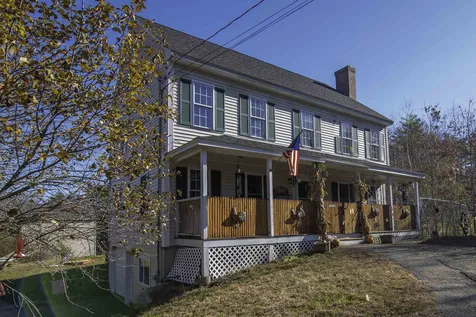 18 Cheney Lane Danville NH 03819