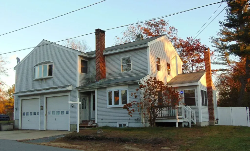 5 Edgemont Street Derry NH 03038