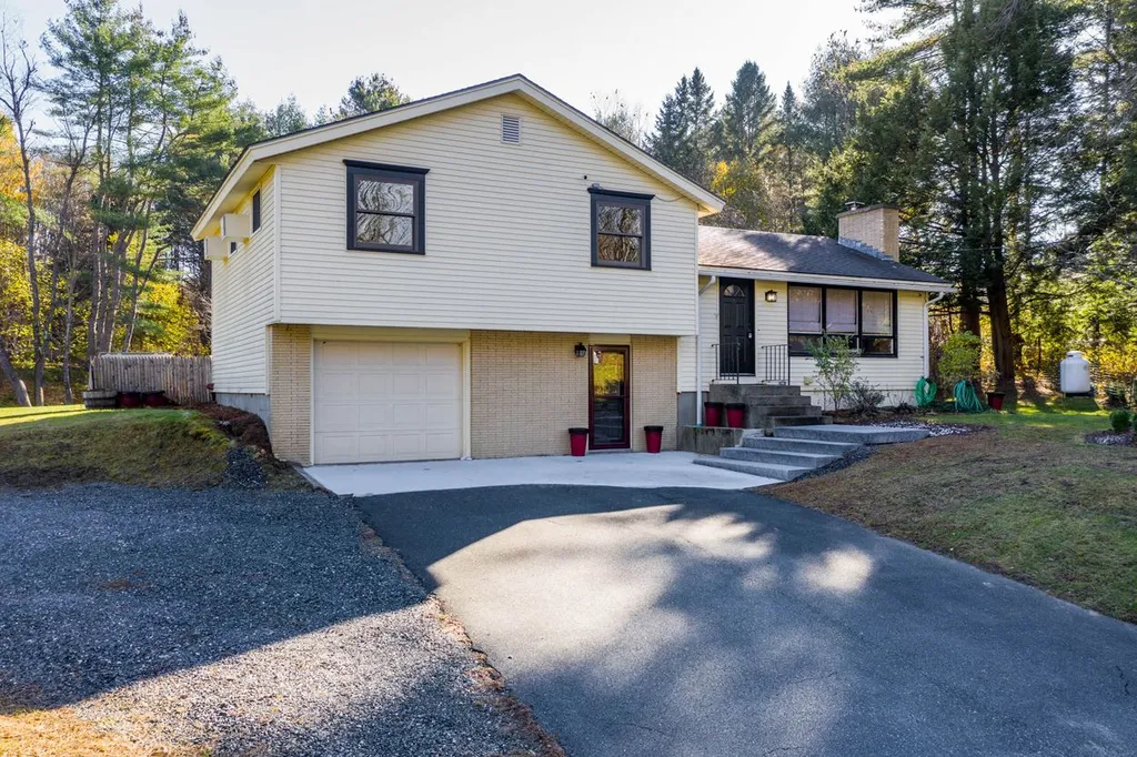 3 Claflin Circle Hanover NH 03755