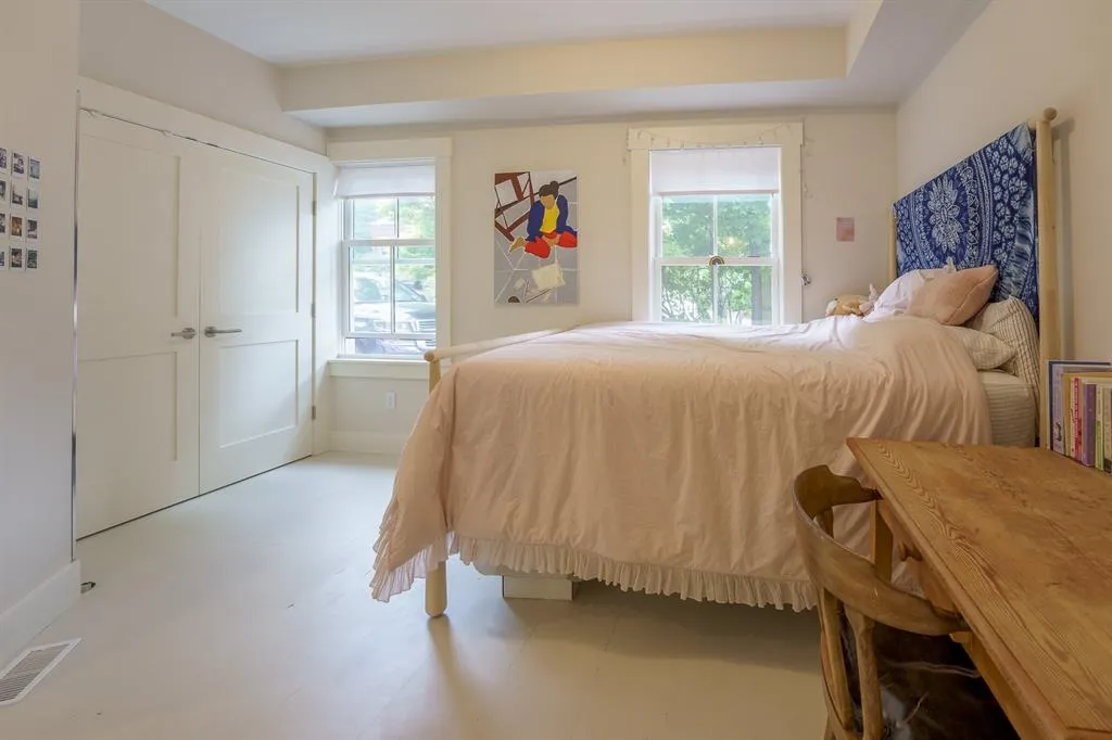 17 Lake Street Meredith NH 03253