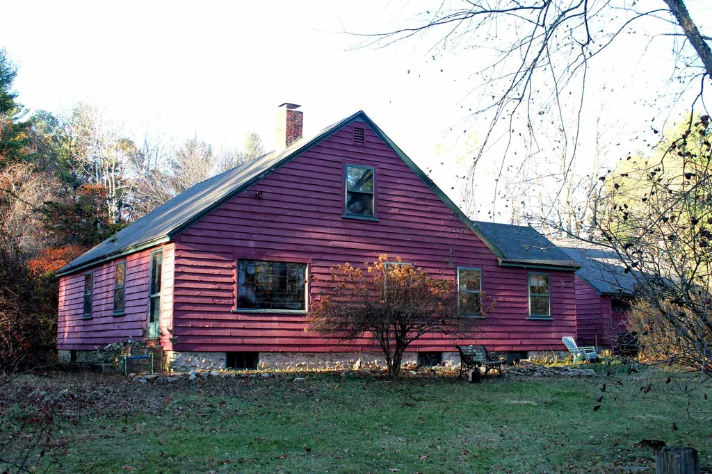 112 Pelham Road Hudson NH 03051