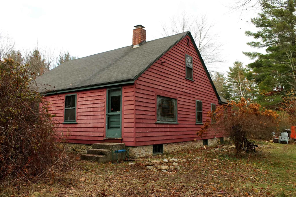 112 Pelham Road Hudson NH 03051