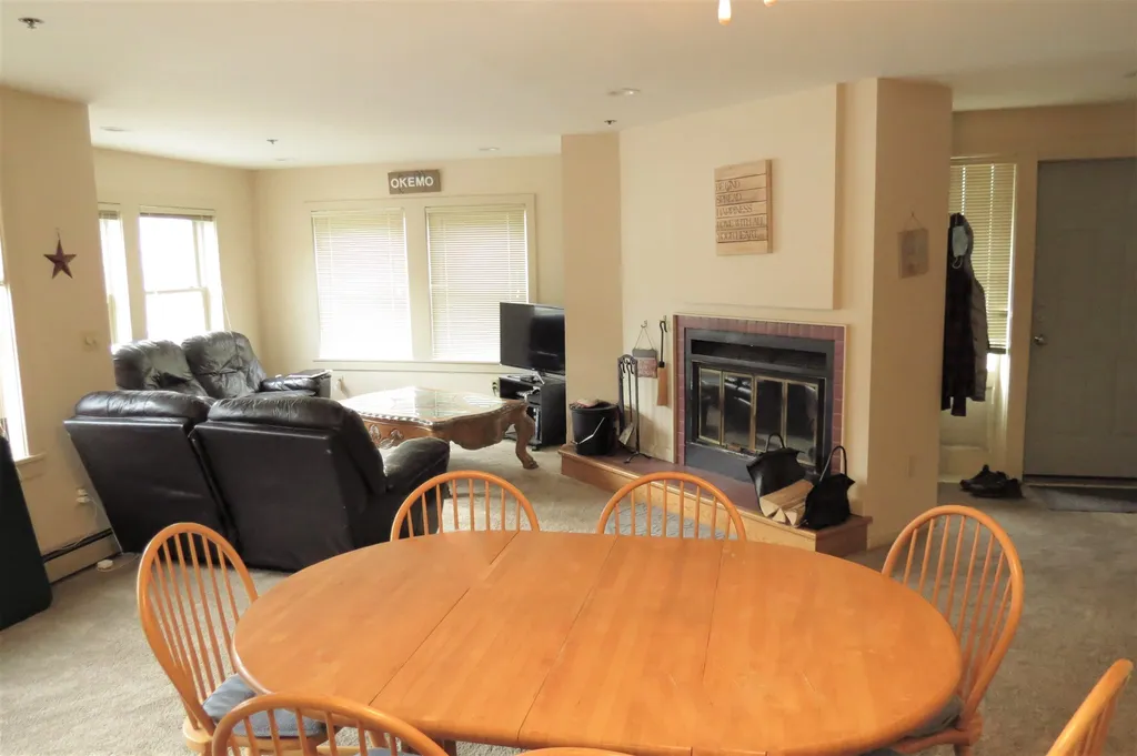 18 Pleasant Street Ludlow VT 05149